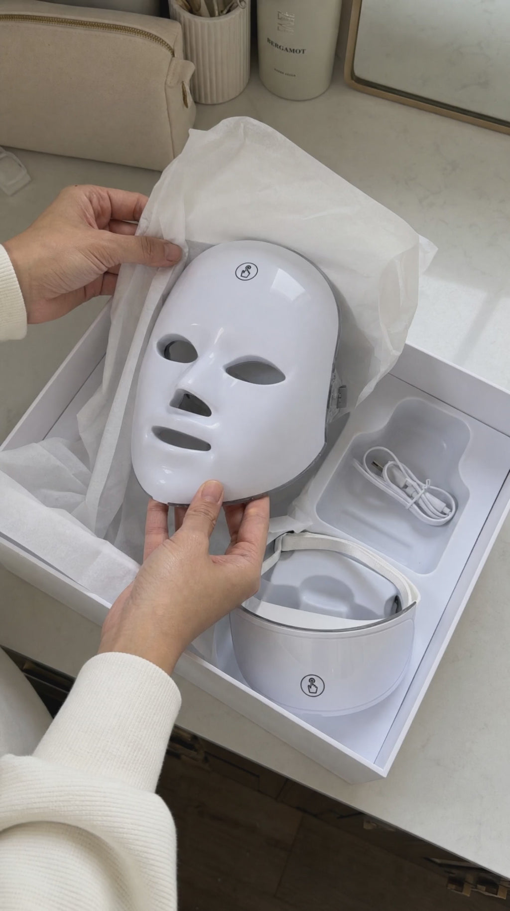 Face Glow Mask Pro — 7-Colour LED Light Therapy By Trendzorah